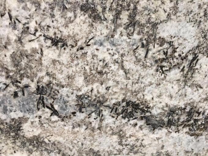Quầy đá granite trắng Portiguar