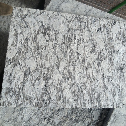 Trung Quốc Flamed Spray White Granite Tiles / tấm cho các bước cầu thang / sàn gạch